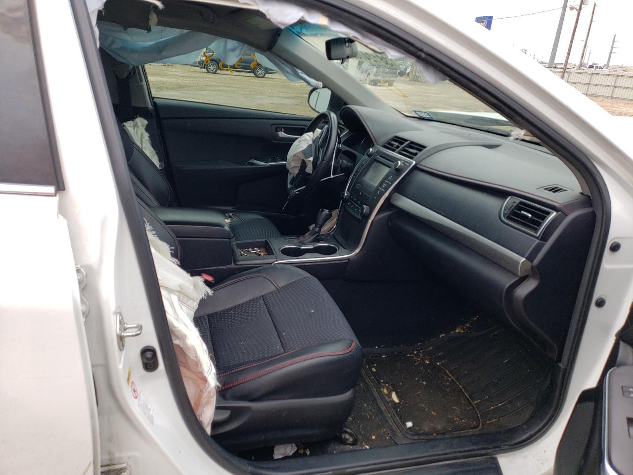 Photo 5 from auction – 2015 TOYOTA CAMRY LE with VIN 4T1BF1FK9FU004227