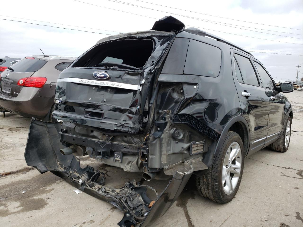 Photo 4 from auction – 2013 FORD EXPLORER L with VIN 1FM5K8F8XDGC37745