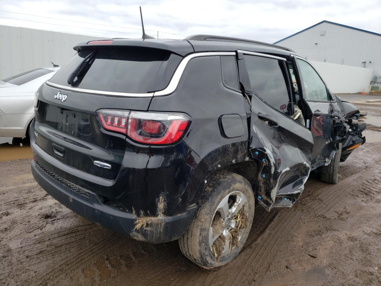 Photo 4 from auction – 2018 JEEP COMPASS LA with VIN 3C4NJDBB2JT418427