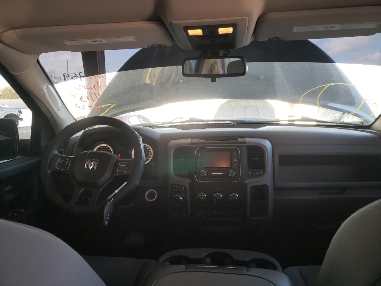 Фото 9 с аукциона – 2016 RAM 1500 ST с VIN 1C6RR7FG9GS369259