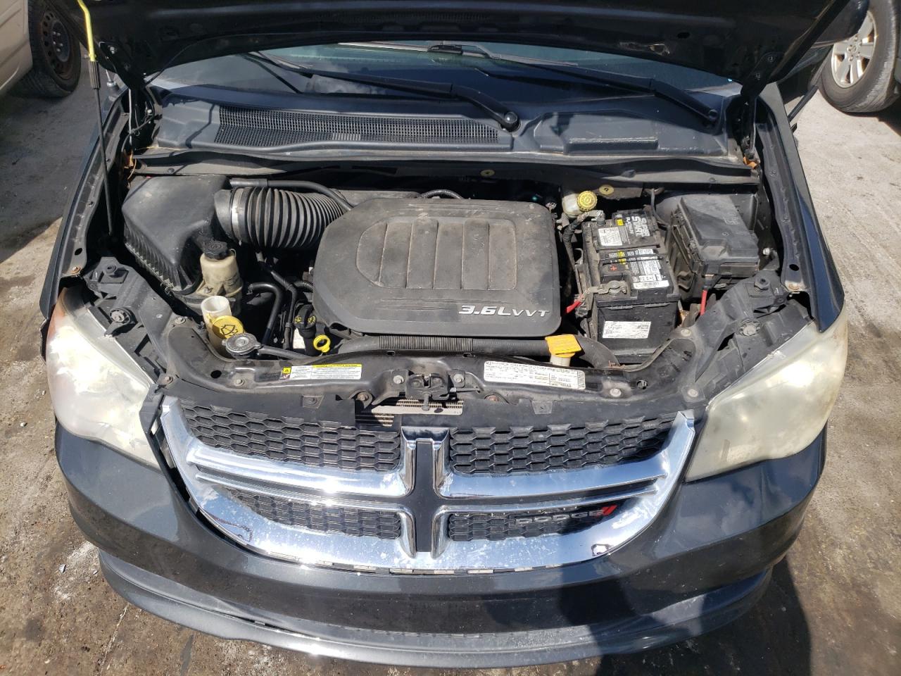 Photo 7 from auction – 2011 DODGE GRAND CARA with VIN 2D4RN3DG9BR646196