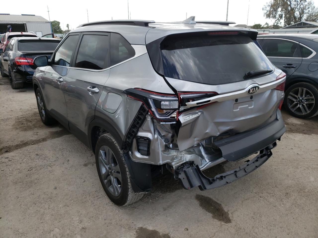 Photo 3 from auction – 2021 KIA SELTOS S with VIN KNDEUCAA3M7176654