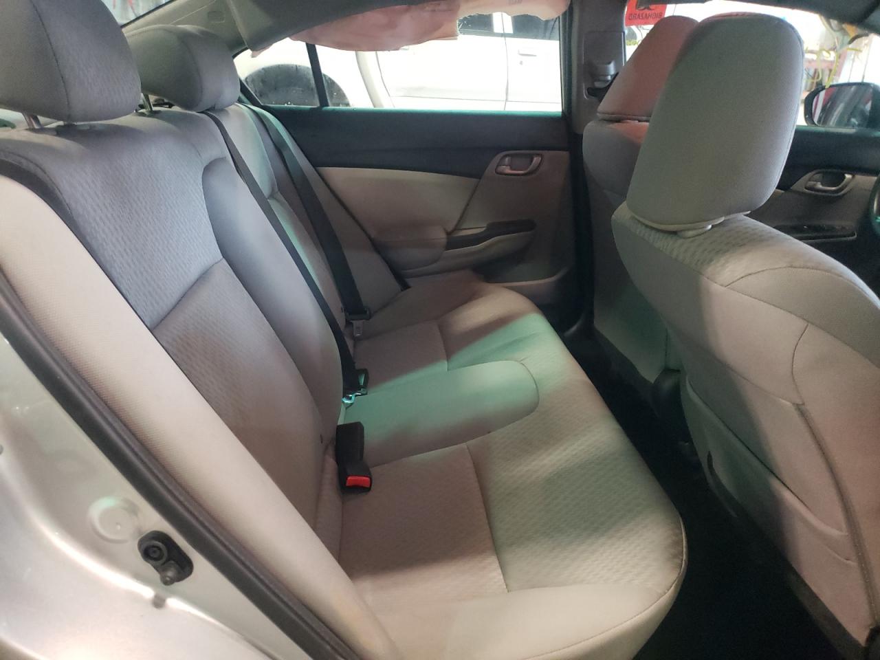 Photo 6 from auction – 2015 HONDA CIVIC LX with VIN 19XFB2F56FE095103