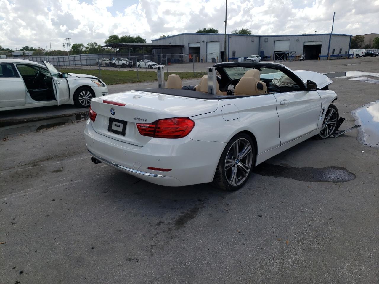 Photo 4 from auction – 2017 BMW 430I with VIN WBA4U7C52H5H19626