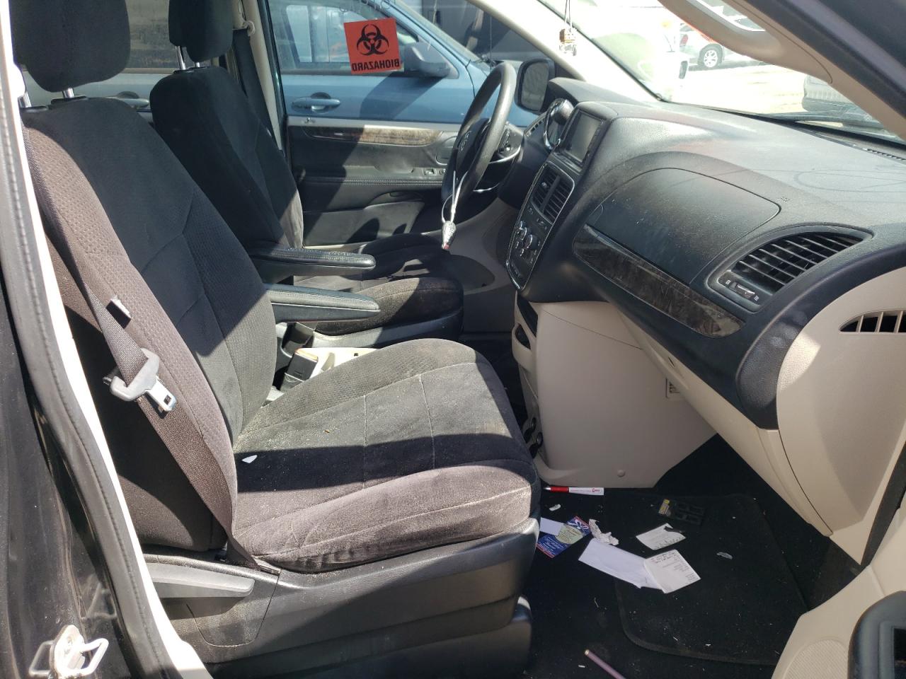 Photo 5 from auction – 2011 DODGE GRAND CARA with VIN 2D4RN3DG9BR646196