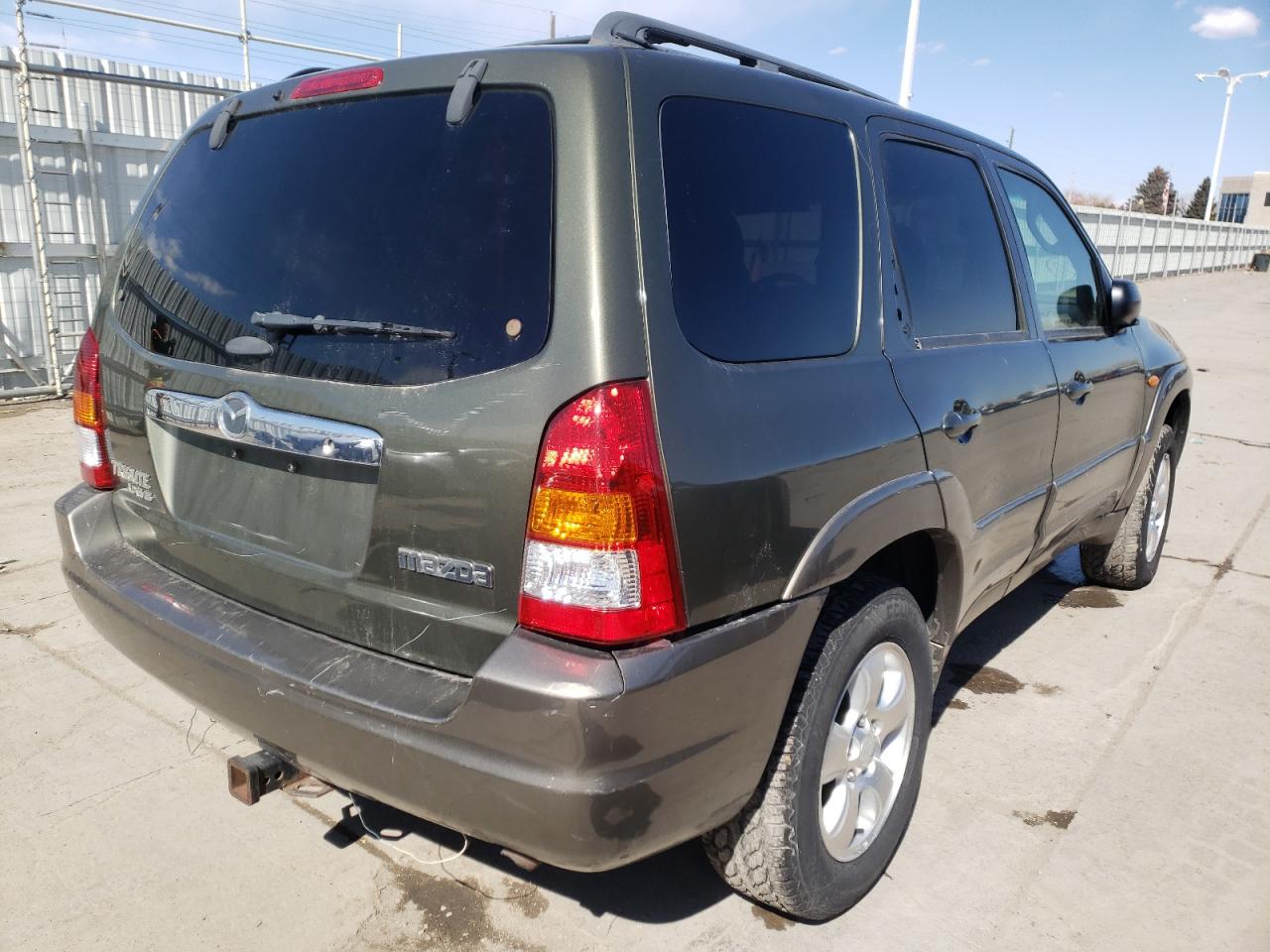 Photo 4 from auction – 2002 MAZDA TRIBUTE LX with VIN 4F2YU08152KM30134