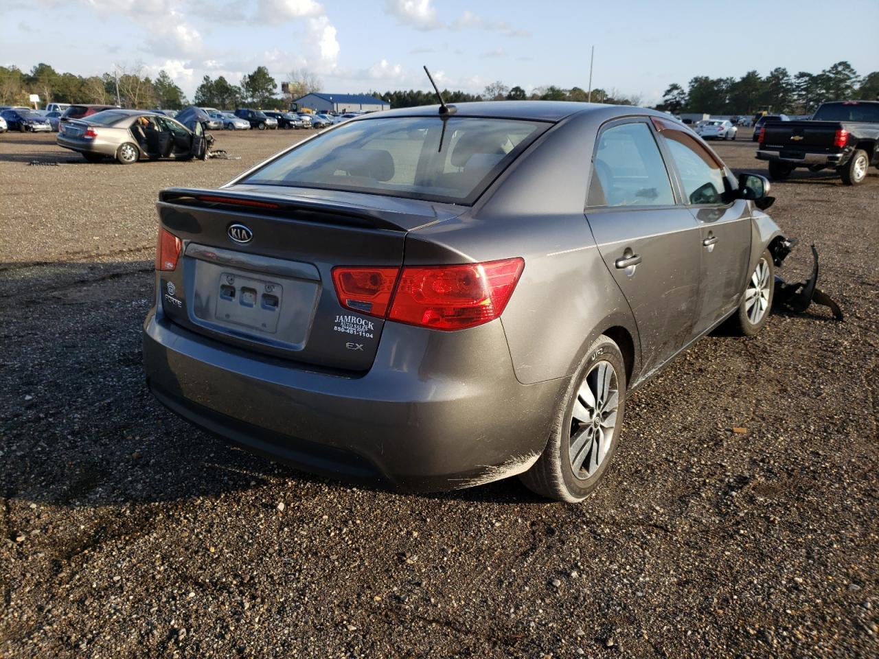 Photo 4 from auction – 2013 KIA FORTE EX with VIN KNAFU4A21D5701299