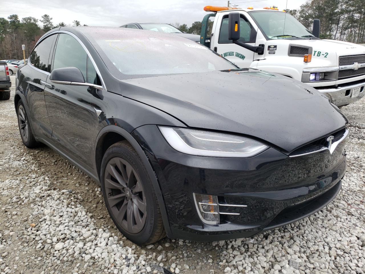 TESLA MODEL X 2017 with VIN 5YJXCDE24HF079533 - Photo from auction