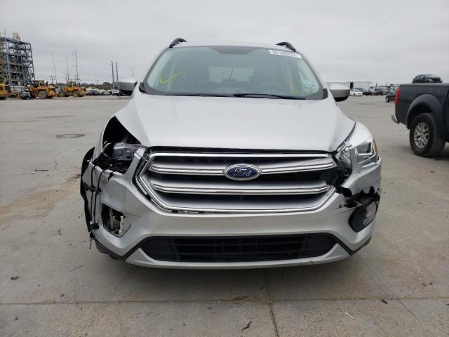 Photo 9 from auction – 2017 FORD ESCAPE SE with VIN 1FMCU0GD2HUB96081