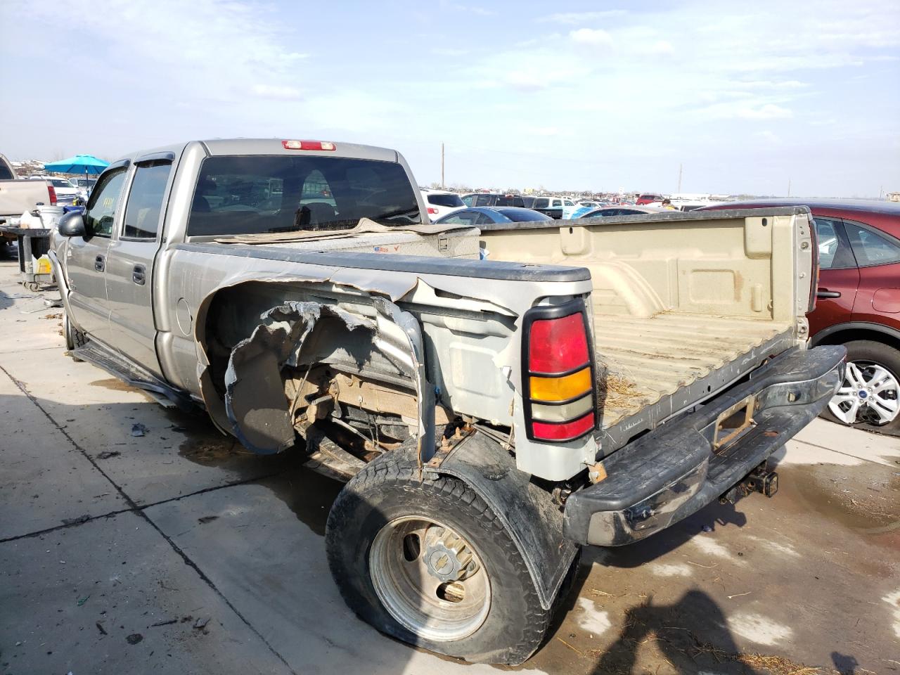Photo 3 from auction – 2003 CHEVROLET SILVERADO with VIN 1GCJK33163F122027