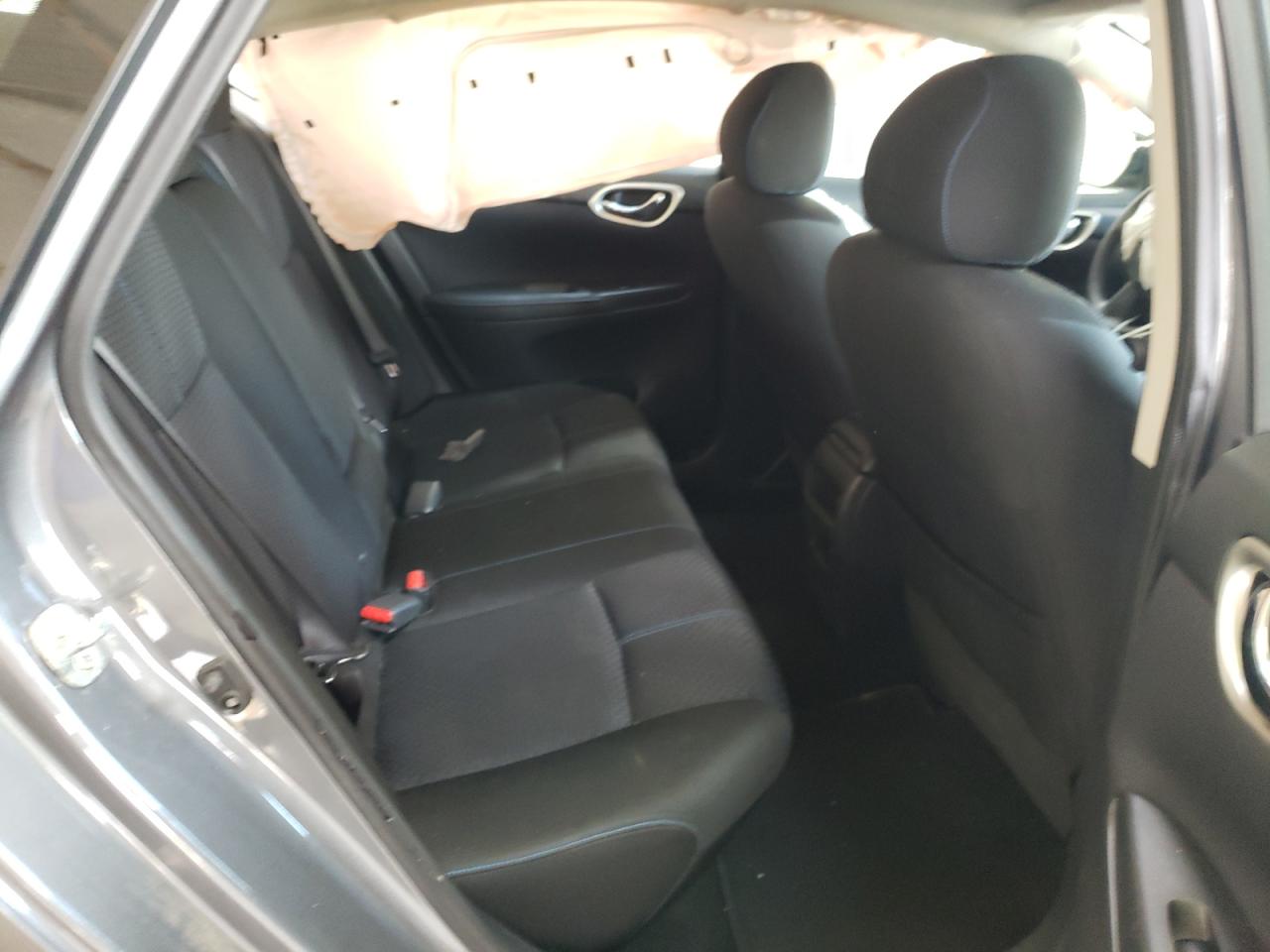 Photo 6 from auction – 2017 NISSAN SENTRA S with VIN 3N1AB7AP7HY400239