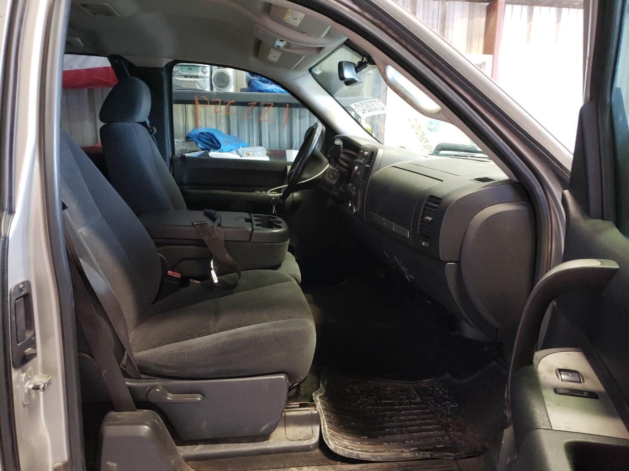 Photo 5 from auction – 2007 CHEVROLET SILVERADO with VIN 2GCEK190871676588