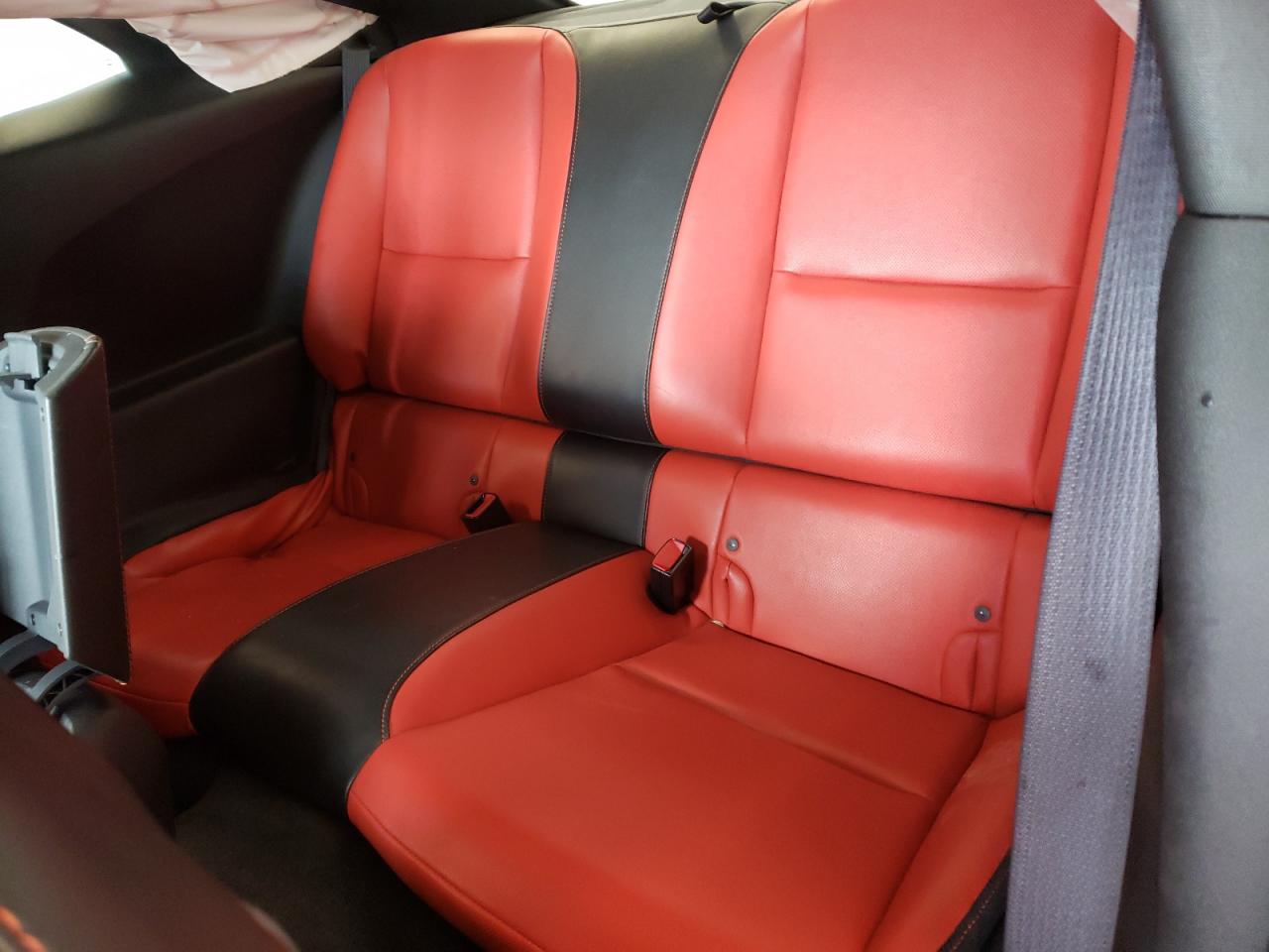 Photo 6 from auction – 2010 CHEVROLET CAMARO LT with VIN 2G1FG1EV4A9227756