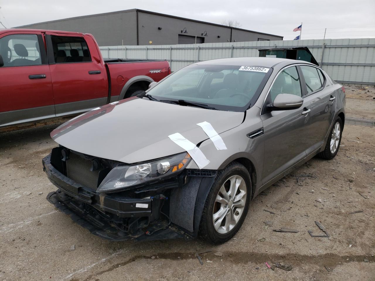 Photo 2 from auction – 2013 KIA OPTIMA LX with VIN 5XXGM4A75DG190162