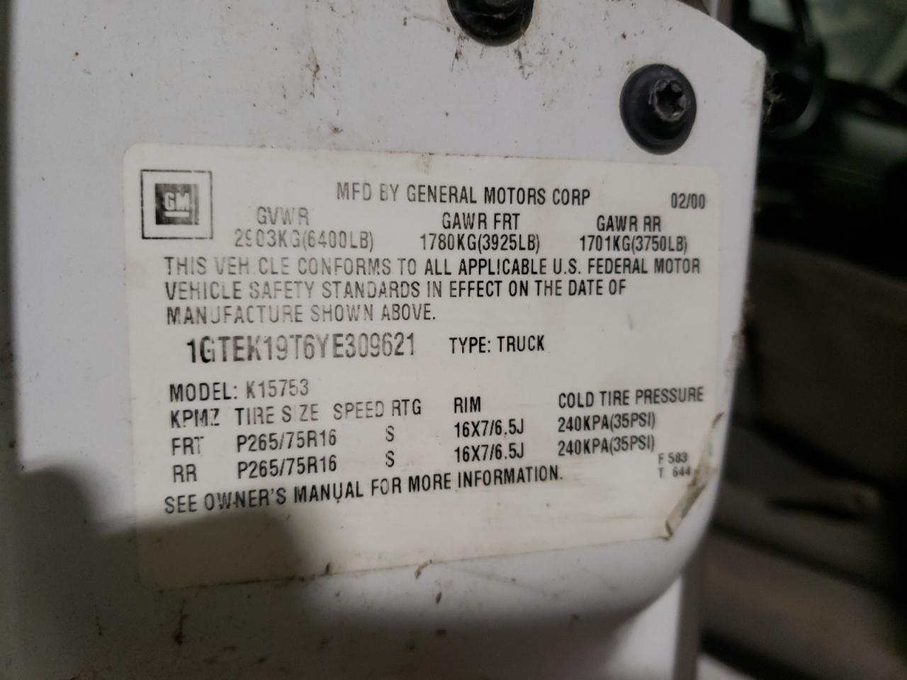Photo 10 from auction – 2000 GMC NEW SIERRA with VIN 1GTEK19T6YE309621