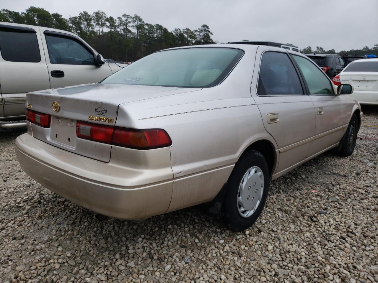 Photo 4 from auction – 1997 TOYOTA CAMRY CE with VIN 4T1BG22K3VU772082