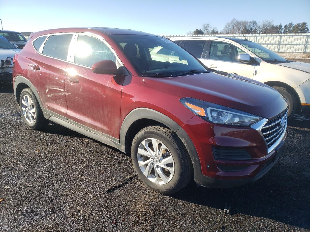 HYUNDAI TUCSON SE 2019 with VIN KM8J2CA45KU871341 - Photo from auction