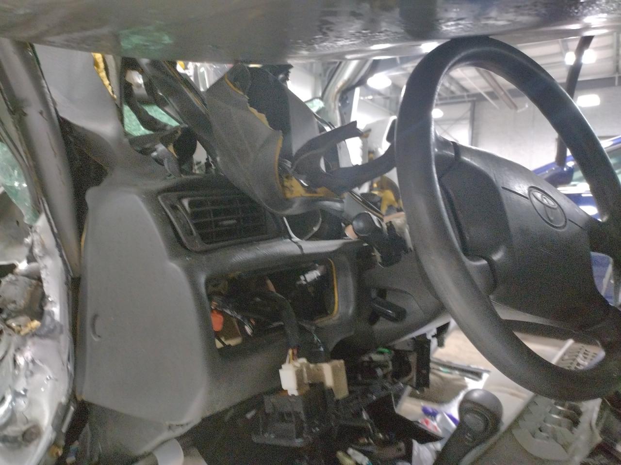 Photo 8 from auction – 2000 TOYOTA CAMRY CE with VIN 4T1BG22K3YU001254