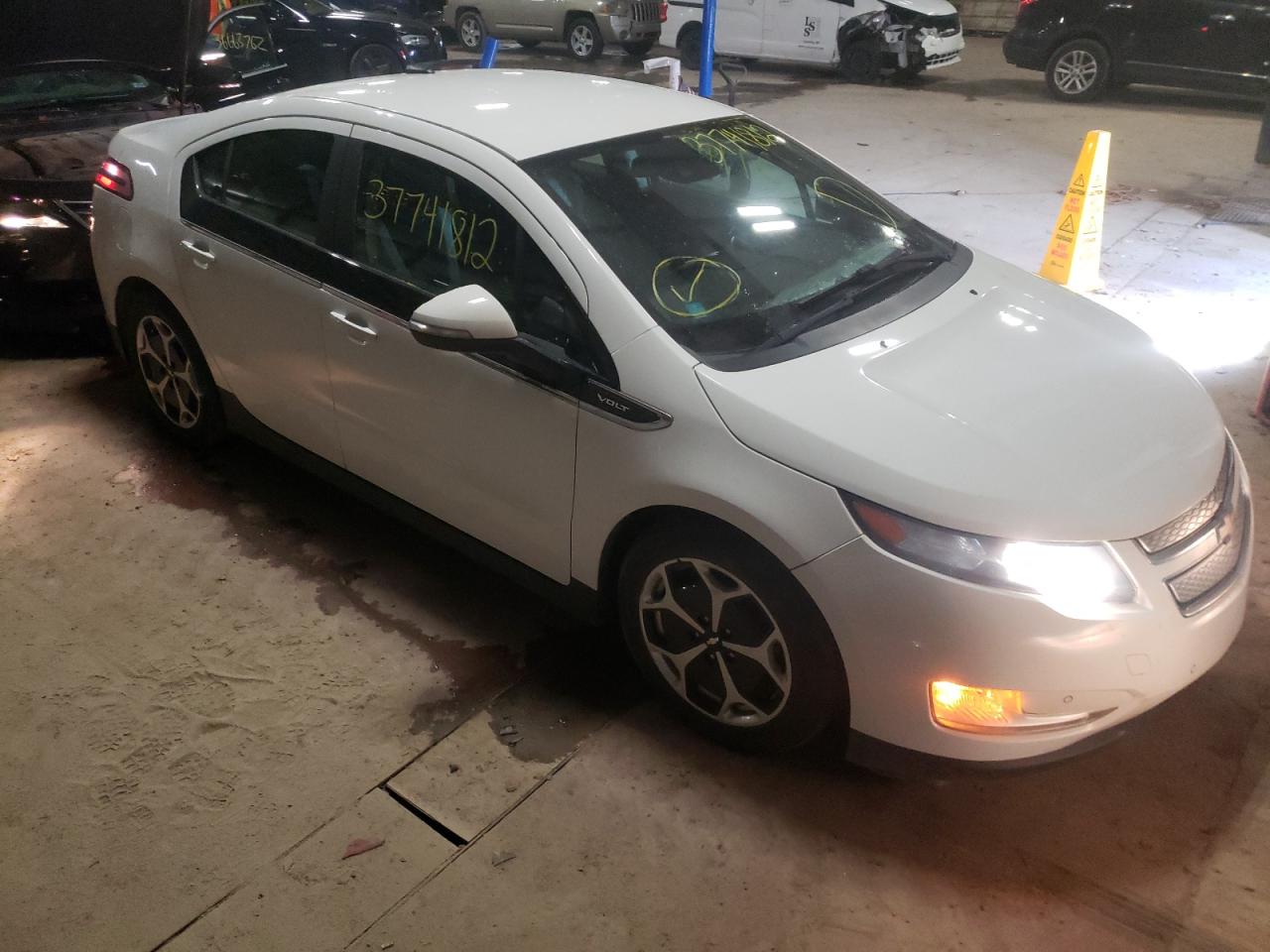 CHEVROLET VOLT 2013 with VIN 1G1RD6E47DU146512 - Photo from auction