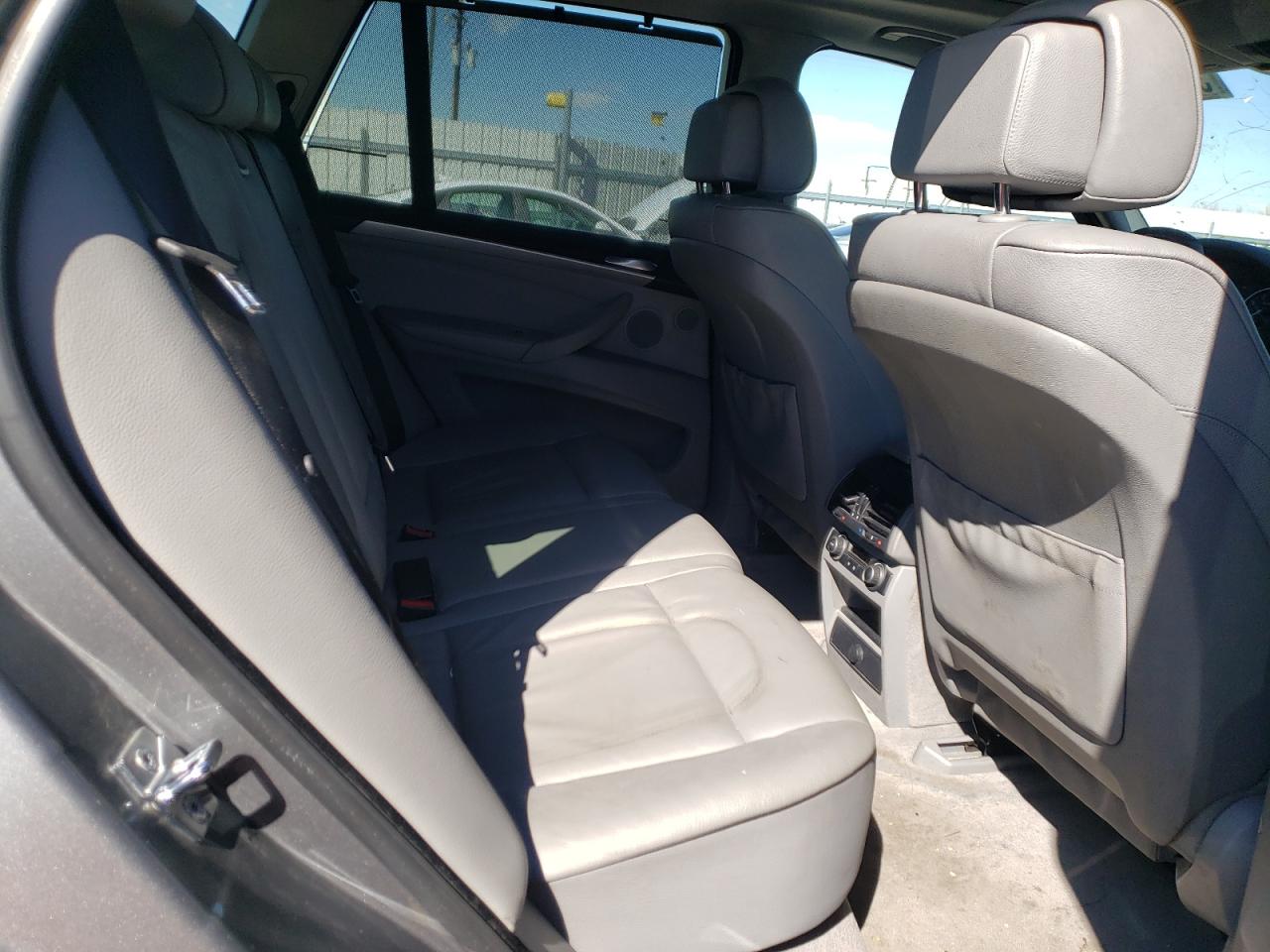 Photo 6 from auction – 2008 BMW X5 3.0I with VIN 5UXFE43588L034951