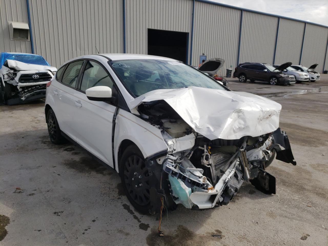 FORD FOCUS SE 2012 with VIN 1FAHP3K21CL323190 - Photo from auction