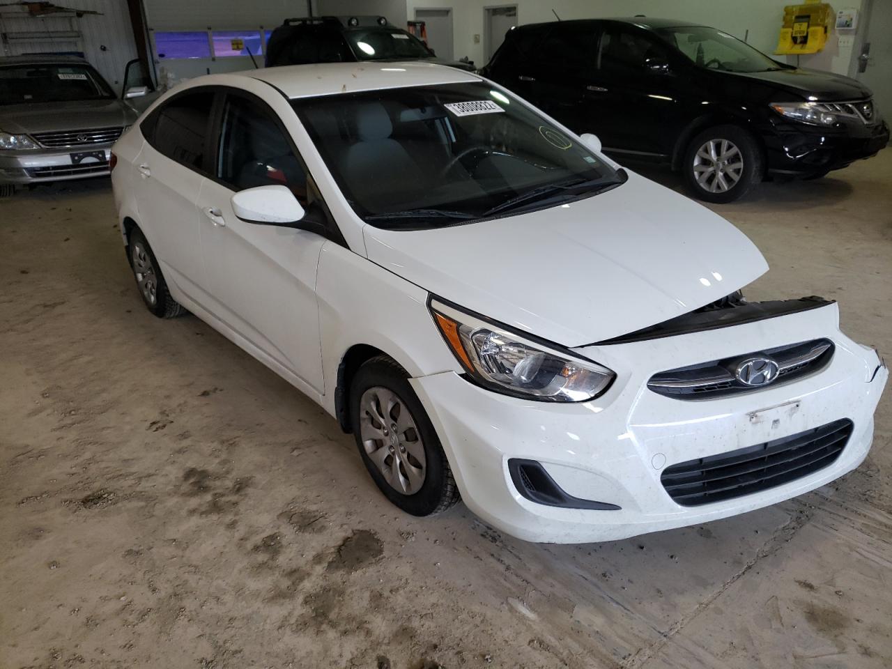 HYUNDAI ACCENT GLS 2015 with VIN KMHCT4AE5FU806077 - Photo from auction