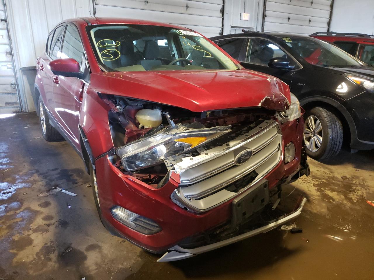 Photo 1 from auction – 2019 FORD ESCAPE SE with VIN 1FMCU0G92KUB13462