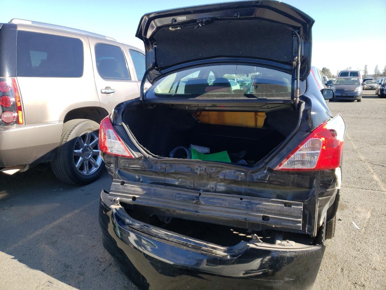 Photo 9 from auction – 2012 NISSAN VERSA S with VIN 3N1CN7AP1CL855741