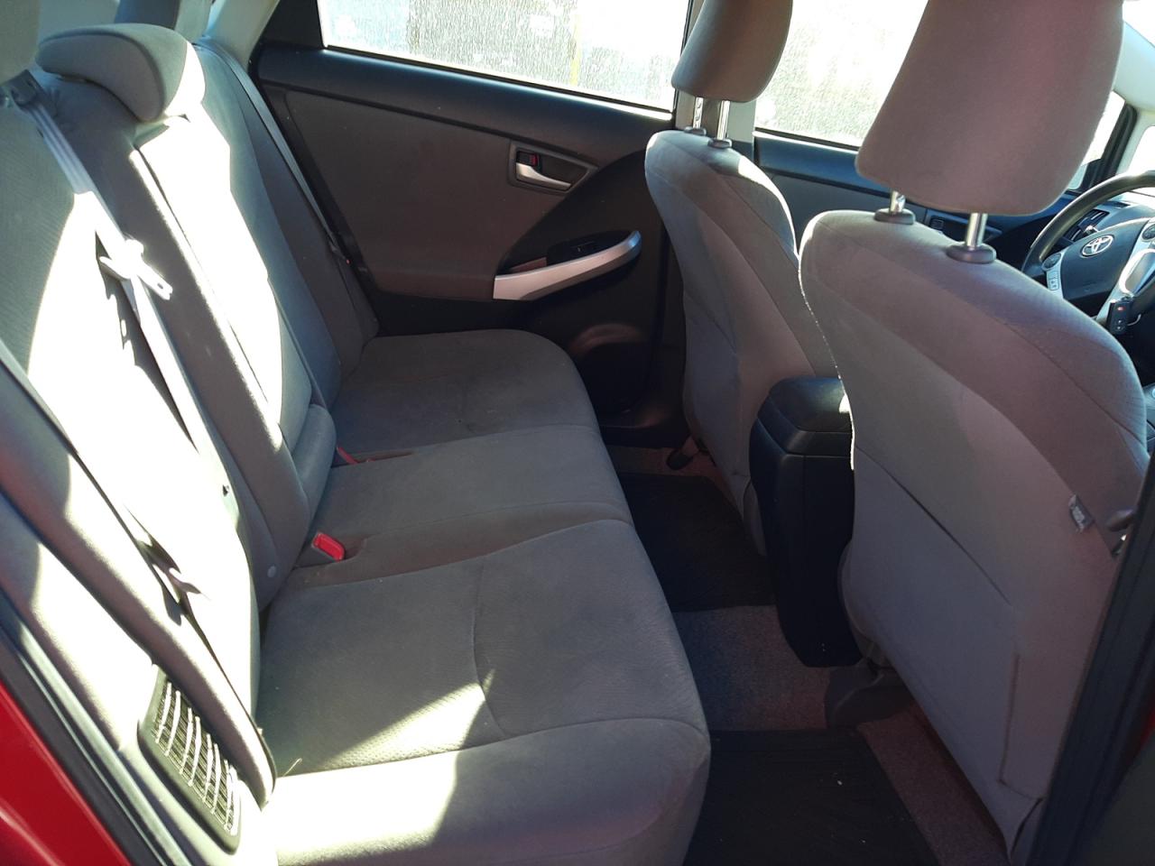 Photo 6 from auction – 2012 TOYOTA PRIUS with VIN JTDKN3DU6C1556272