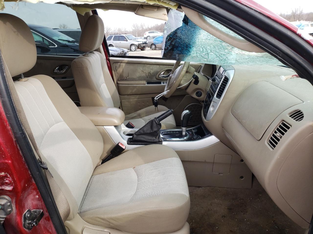Photo 5 from auction – 2006 MERCURY MARINER with VIN 4M2CU57126KJ01948