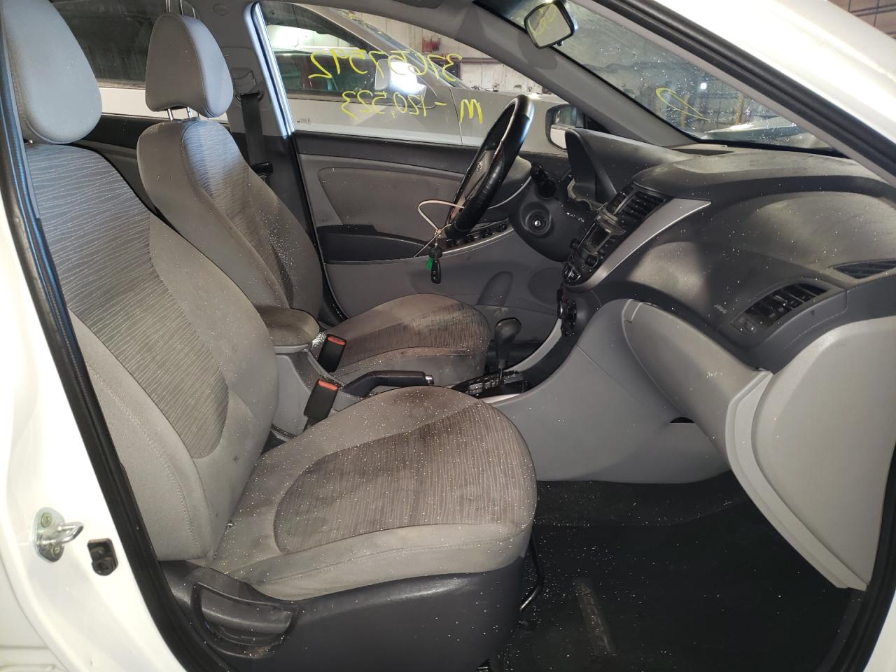 Photo 5 from auction – 2016 HYUNDAI ACCENT SE with VIN KMHCT4AE7GU975079