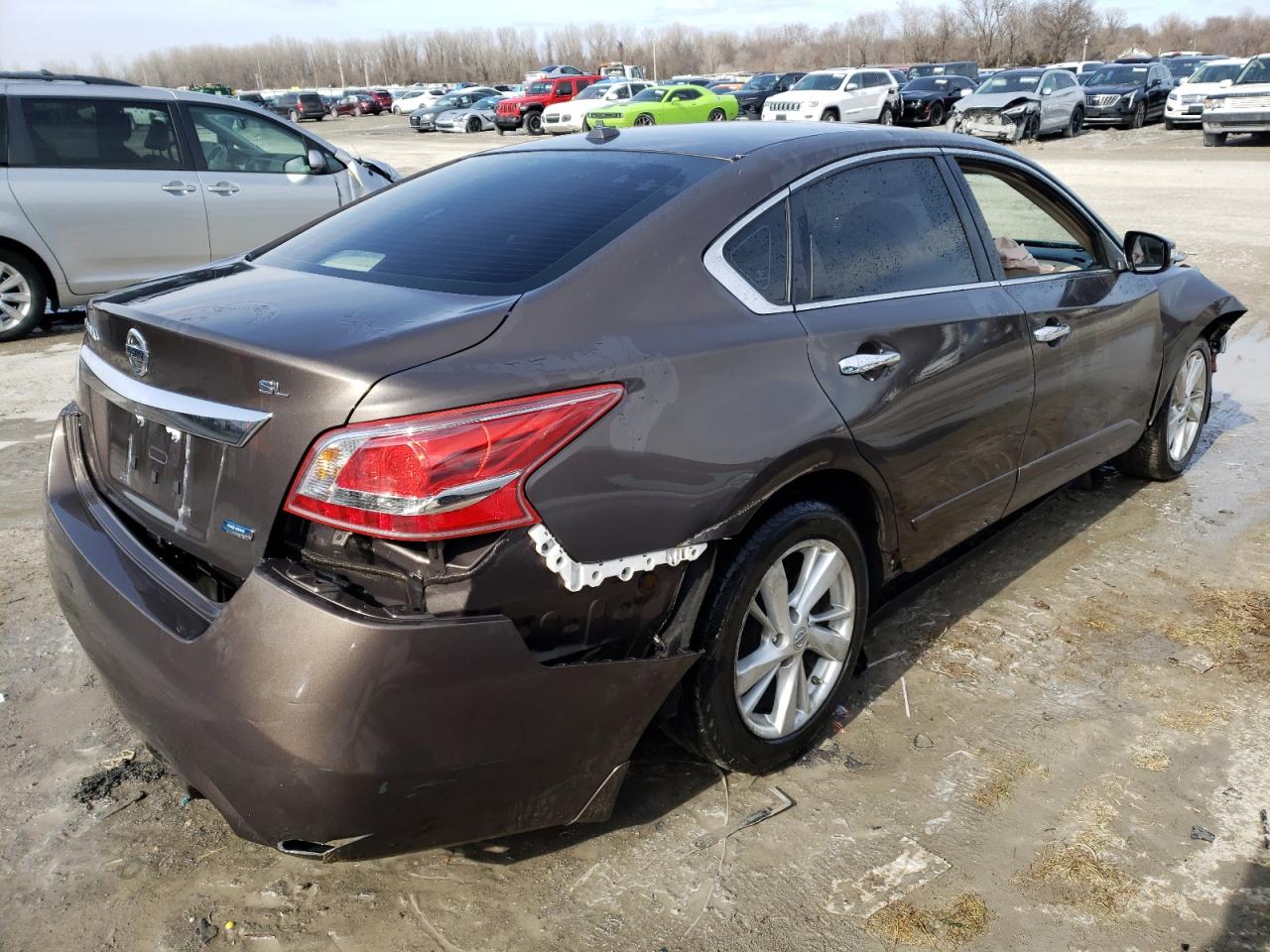 Photo 4 from auction – 2013 NISSAN ALTIMA 2.5 with VIN 1N4AL3AP5DN563830