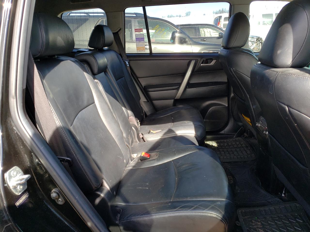 Photo 6 from auction – 2013 TOYOTA HIGHLANDER with VIN 5TDBK3EH5DS203911