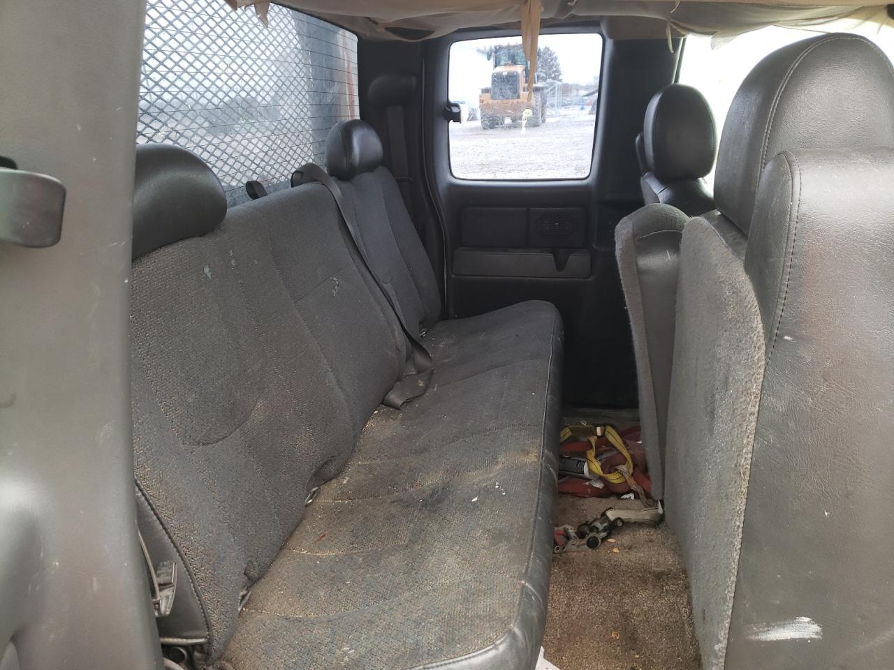 Photo 6 from auction – 2006 CHEVROLET SILVERADO with VIN 1GCEC19V46Z222157