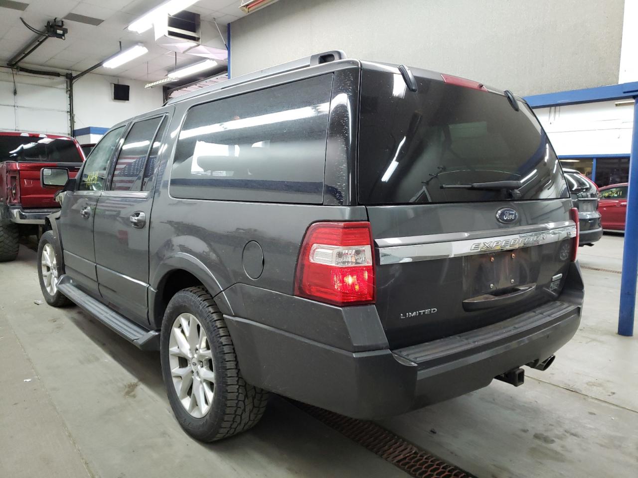 Photo 3 from auction – 2017 FORD EXPEDITION with VIN 1FMJK2AT2HEA17248