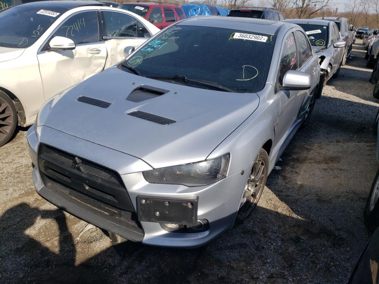 Photo 2 from auction – 2012 MITSUBISHI LANCER EVO with VIN JA32W5FV4CU011117