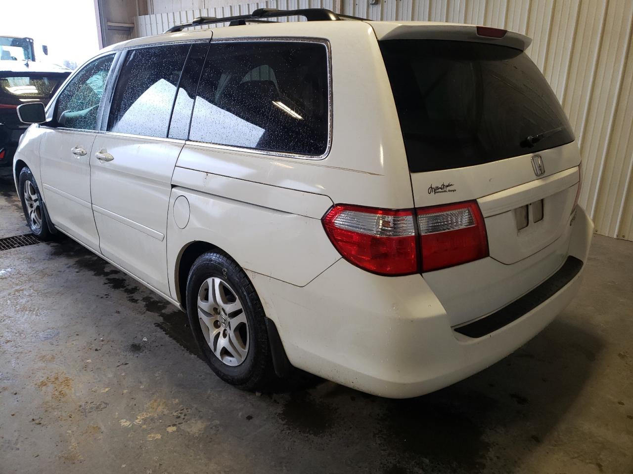 Photo 3 from auction – 2005 HONDA ODYSSEY with VIN 5FNRL38465B015084