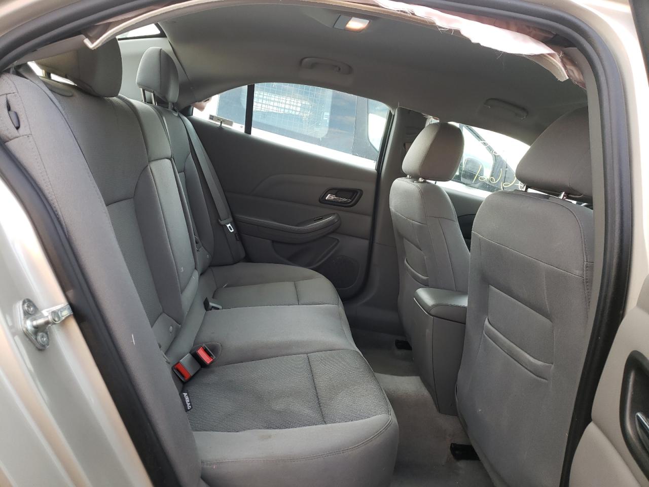 Photo 6 from auction – 2014 CHEVROLET MALIBU LS with VIN 1G11B5SL2EF248928