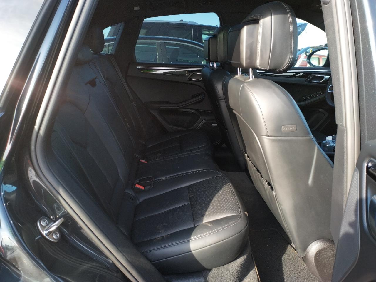 Photo 6 from auction – 2020 PORSCHE MACAN S with VIN WP1AB2A54LLB32135