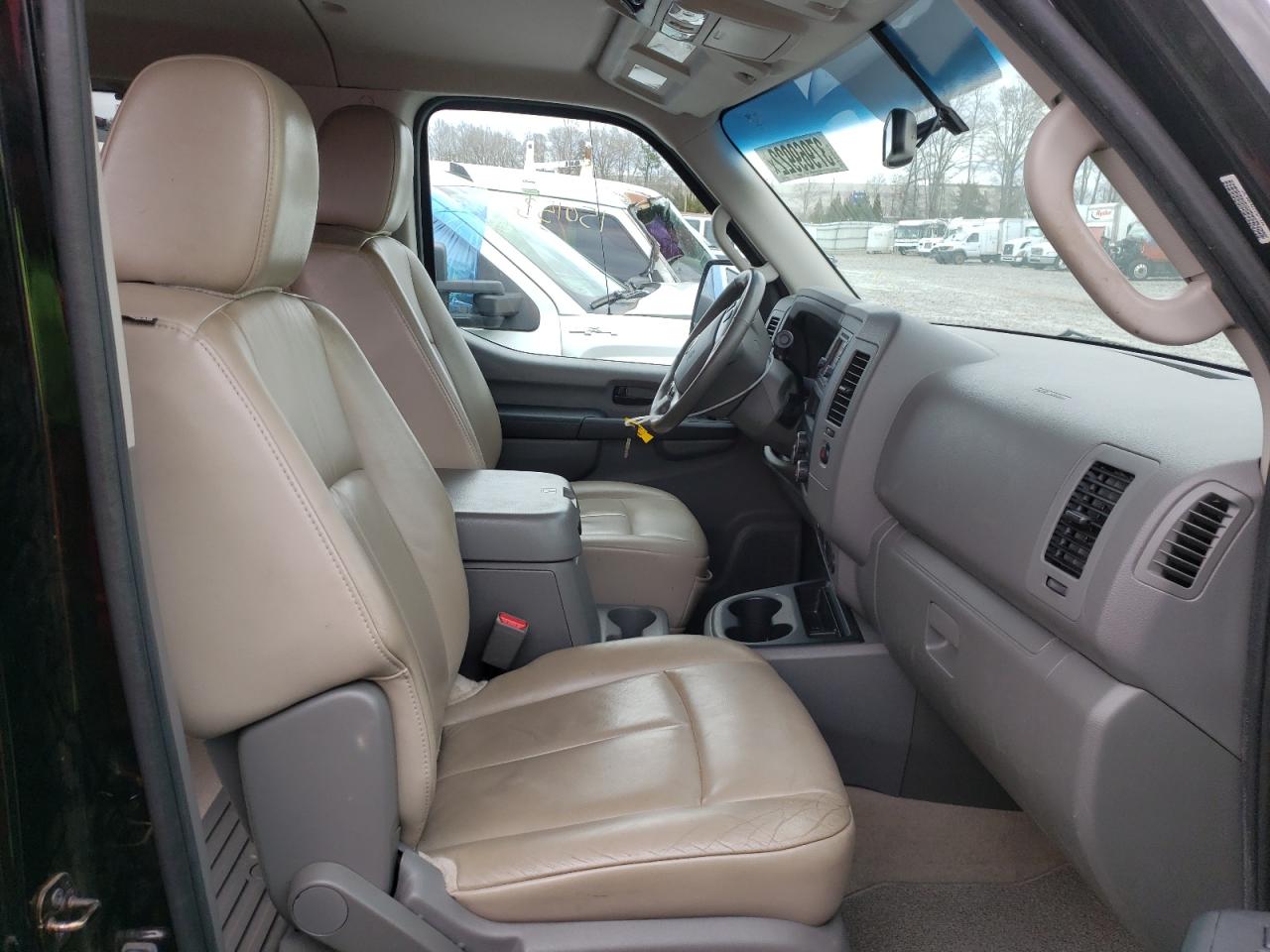 Photo 5 from auction – 2013 NISSAN NV 3500 S with VIN 5BZAF0AA1DN202946