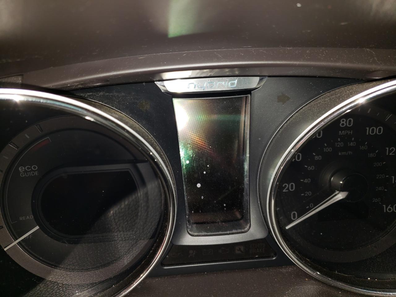 Photo 8 from auction – 2013 HYUNDAI SONATA HYB with VIN KMHEC4A45DA100676