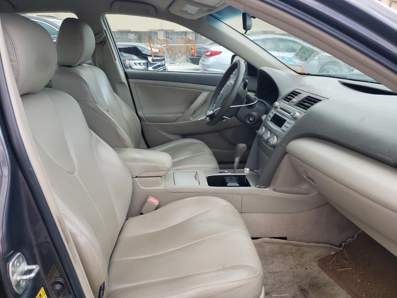 Photo 5 from auction – 2011 TOYOTA CAMRY BASE with VIN 4T1BF3EK3BU175630