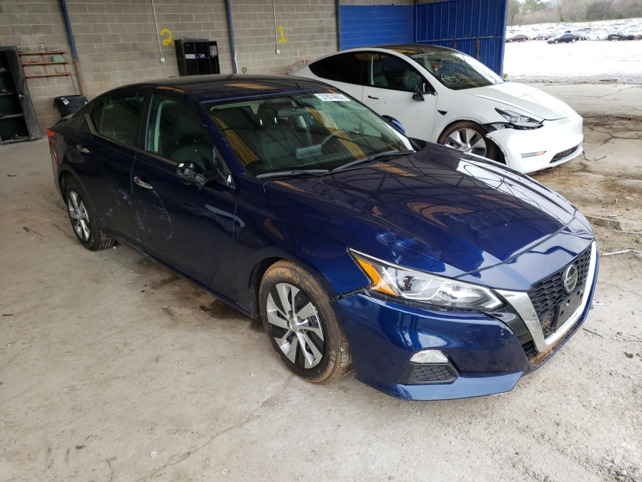 NISSAN ALTIMA S 2019 with VIN 1N4BL4BVXKC201167 - Photo from auction