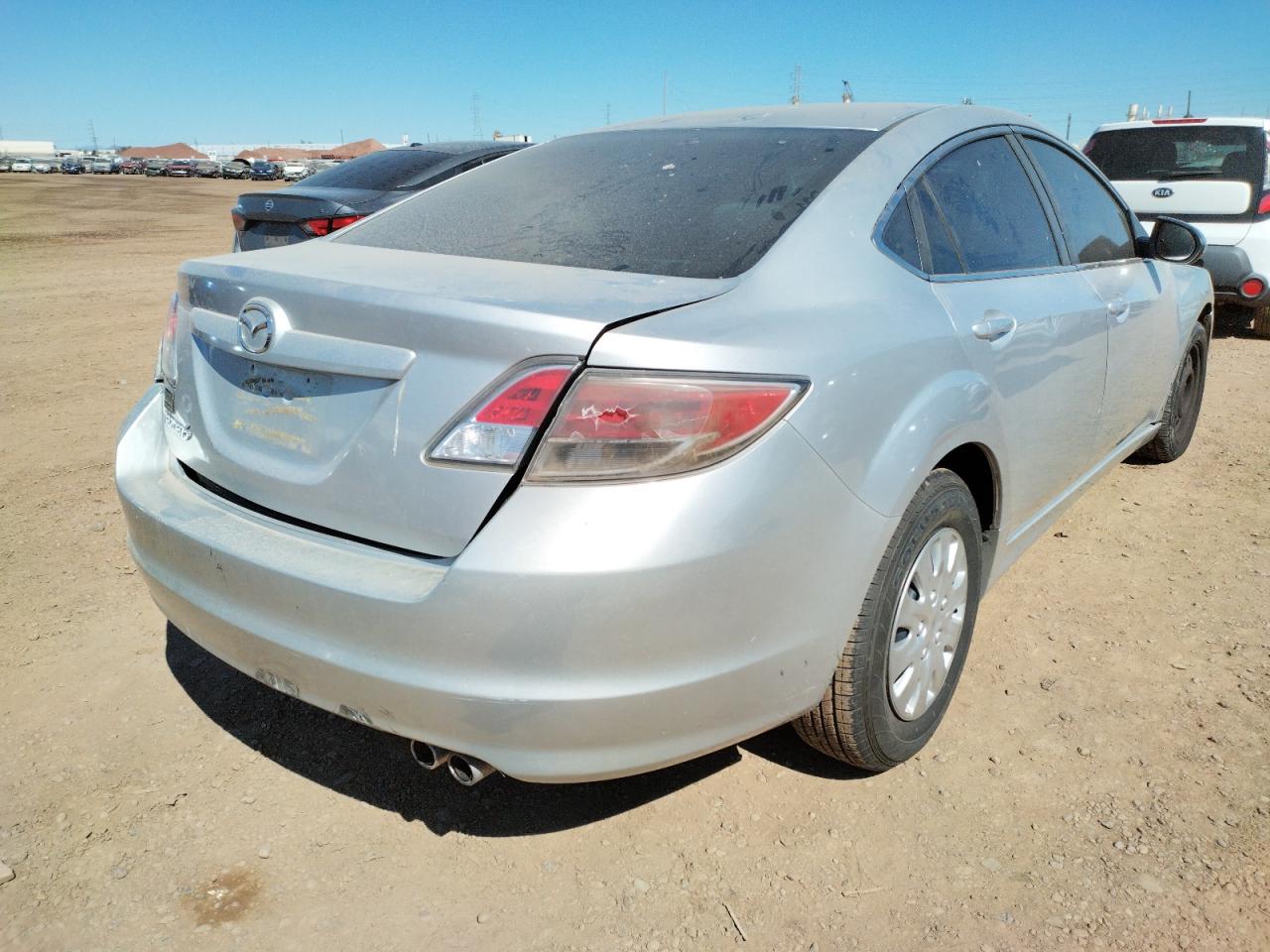 Photo 4 from auction – 2010 MAZDA 6 I with VIN 1YVHZ8BH3A5M16553