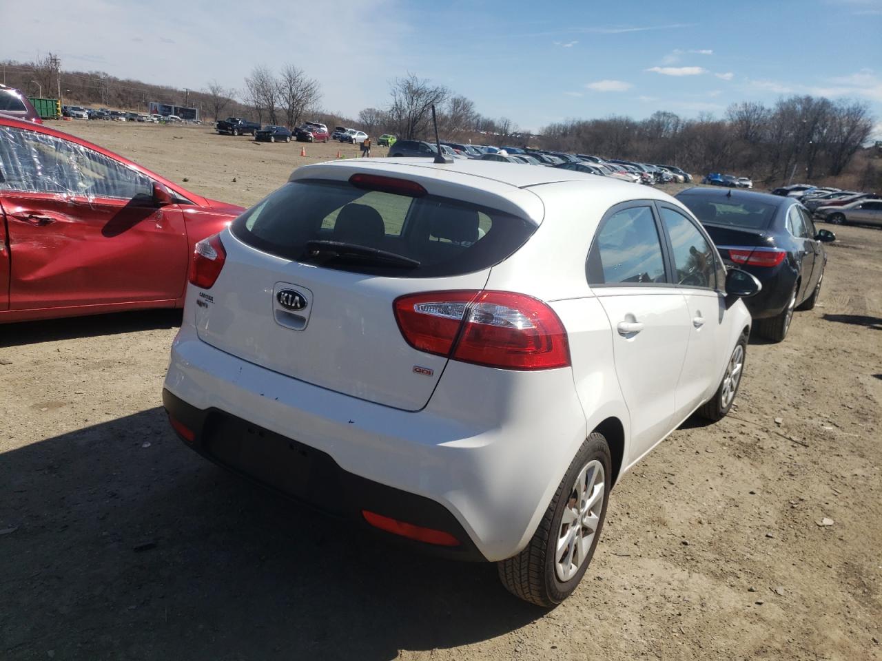 Photo 4 from auction – 2014 KIA RIO LX with VIN KNADM5A39E6362552