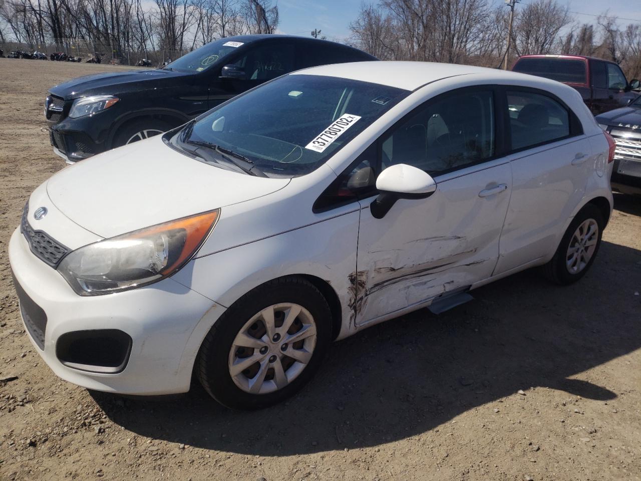 Photo 9 from auction – 2014 KIA RIO LX with VIN KNADM5A39E6362552