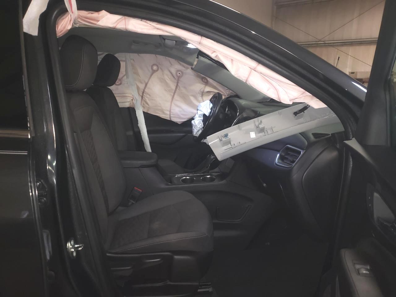 Photo 5 from auction – 2018 CHEVROLET EQUINOX LT with VIN 2GNAXKEX2J6246565