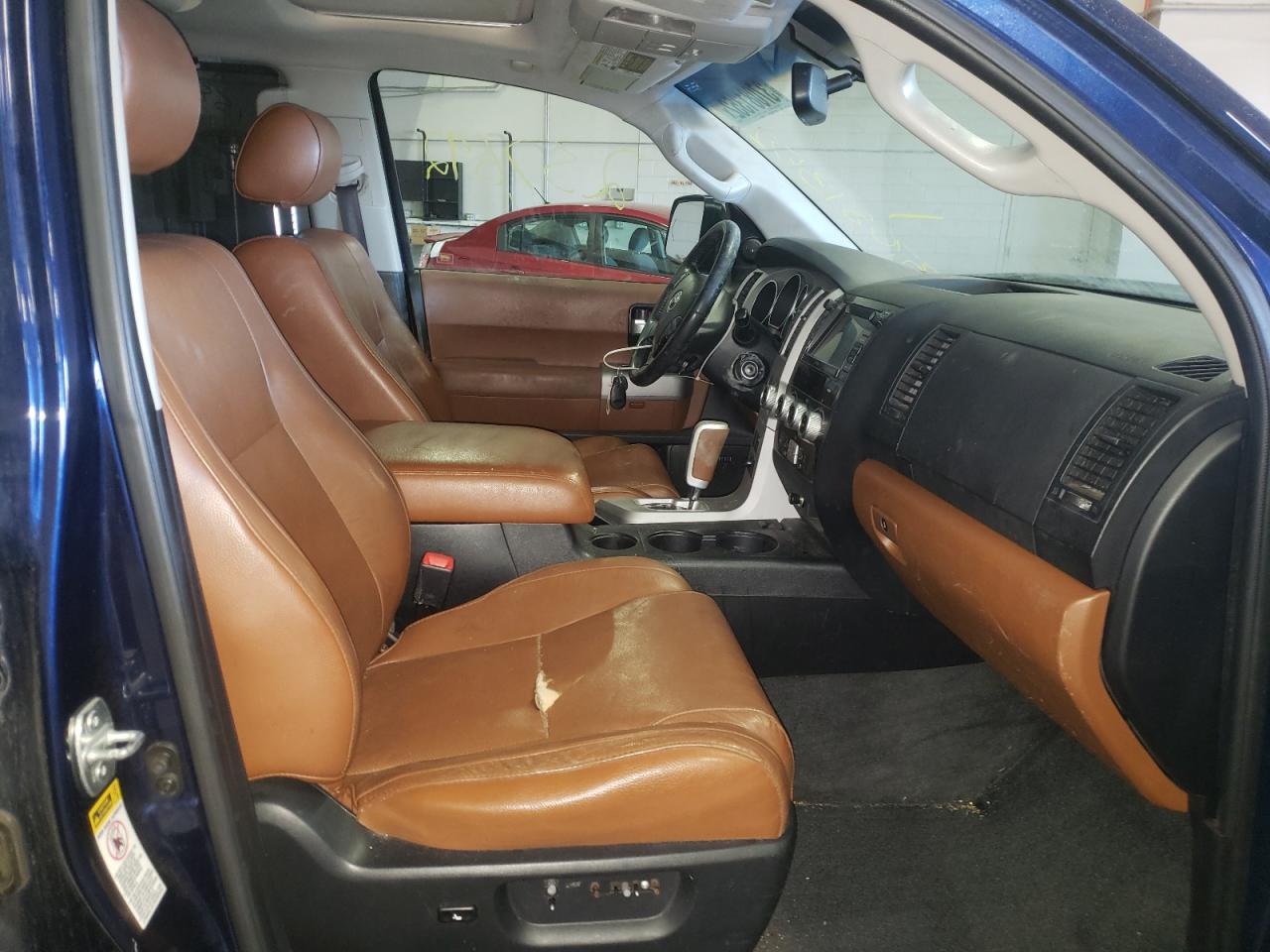 Photo 5 from auction – 2008 TOYOTA SEQUOIA PL with VIN 5TDBY67A98S008769