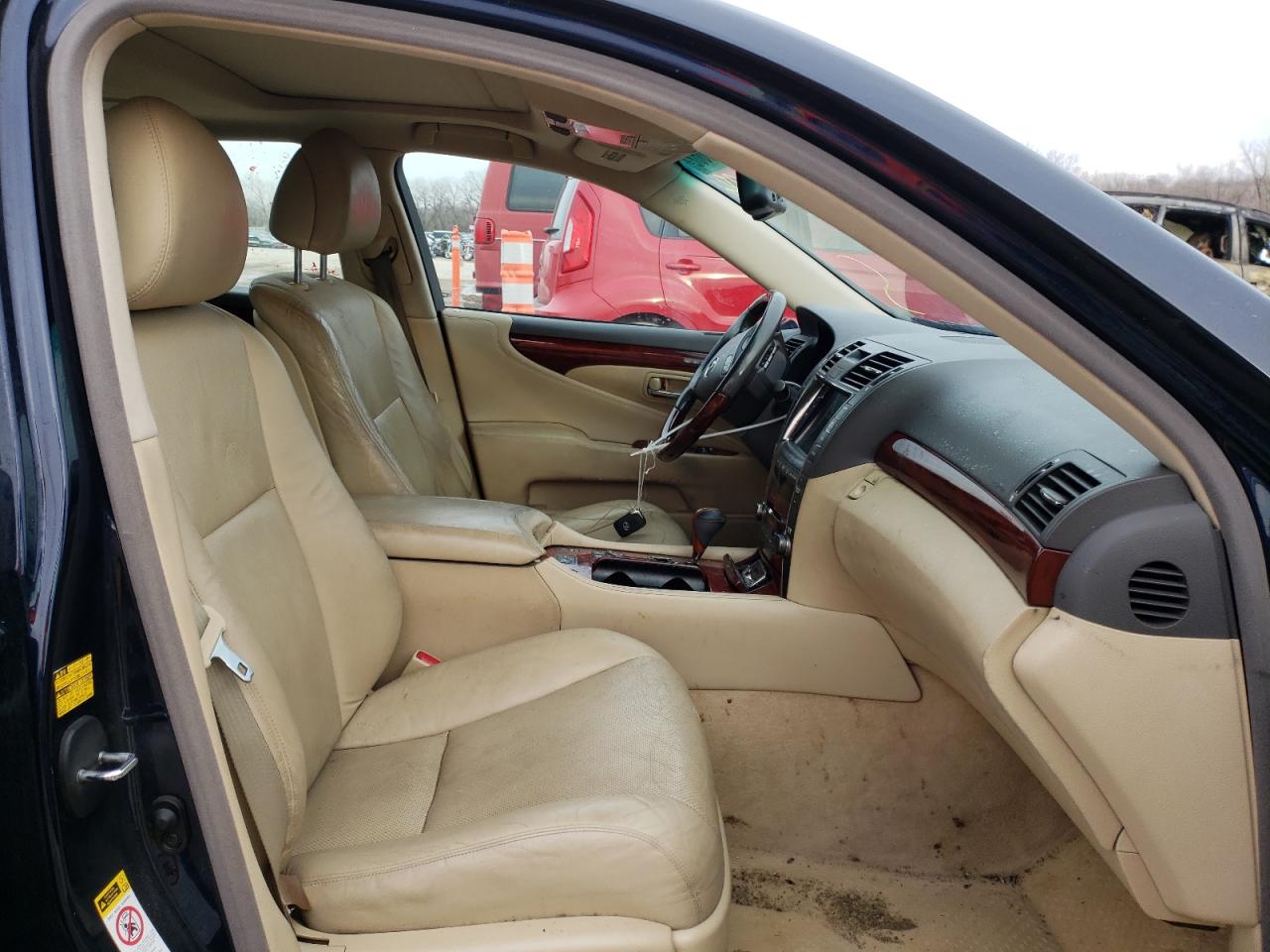 Photo 5 from auction – 2009 LEXUS LS 460 with VIN JTHCL46F295000488