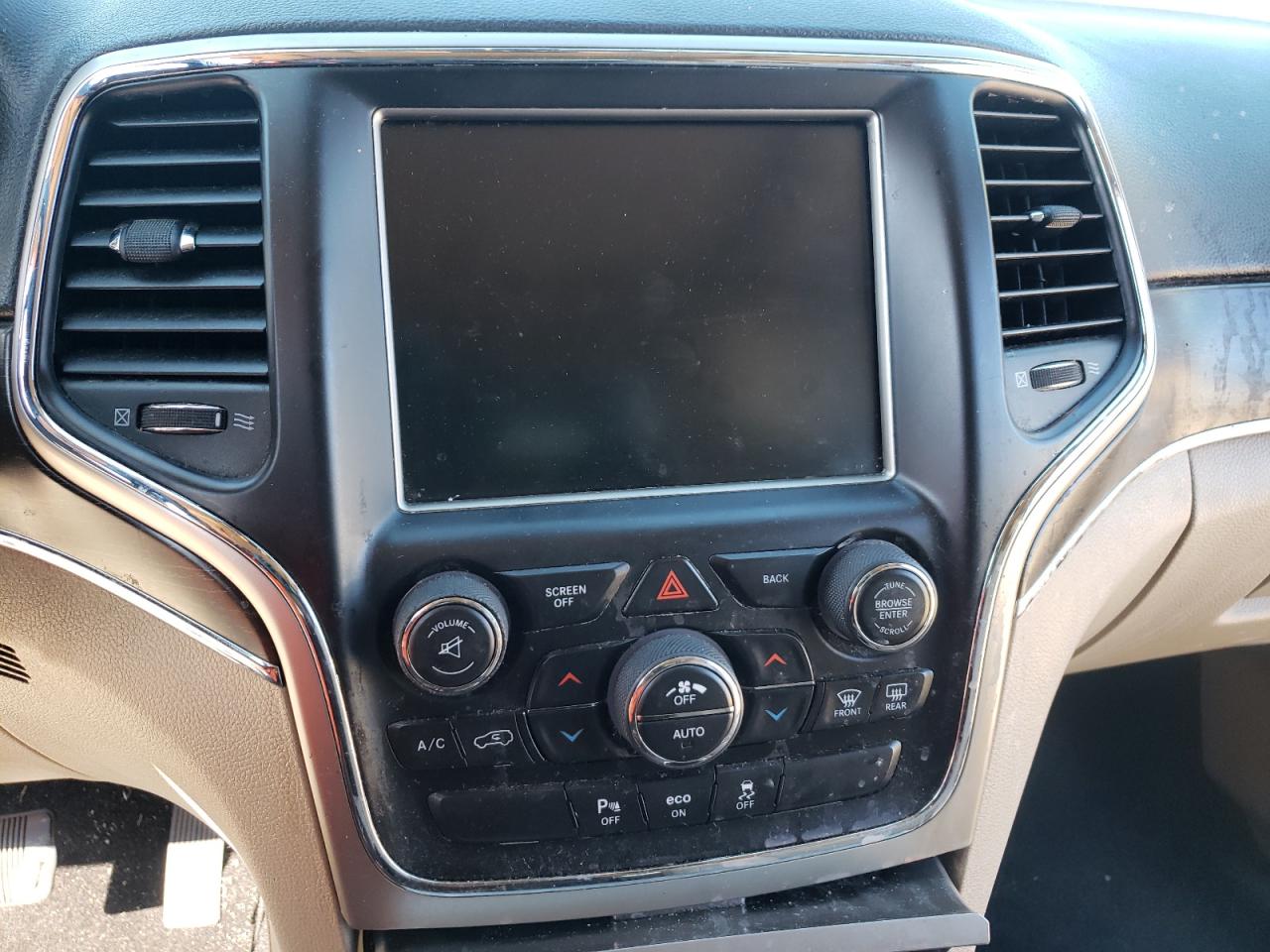 Photo 9 from auction – 2014 JEEP GRAND CHER with VIN 1C4RJFBG0EC399662